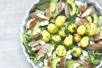 Salat med makrel og kartofler