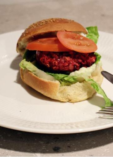 vegetarburger med rødbedebøf